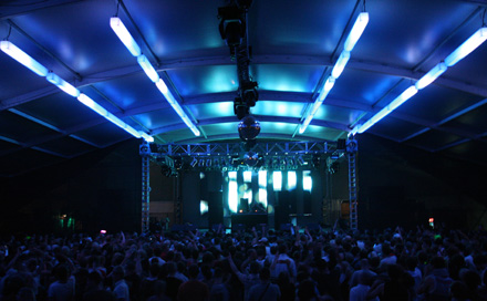 Room Division zum MELT! Festival 2007 Gemini Stage Dreampanel Backdrop